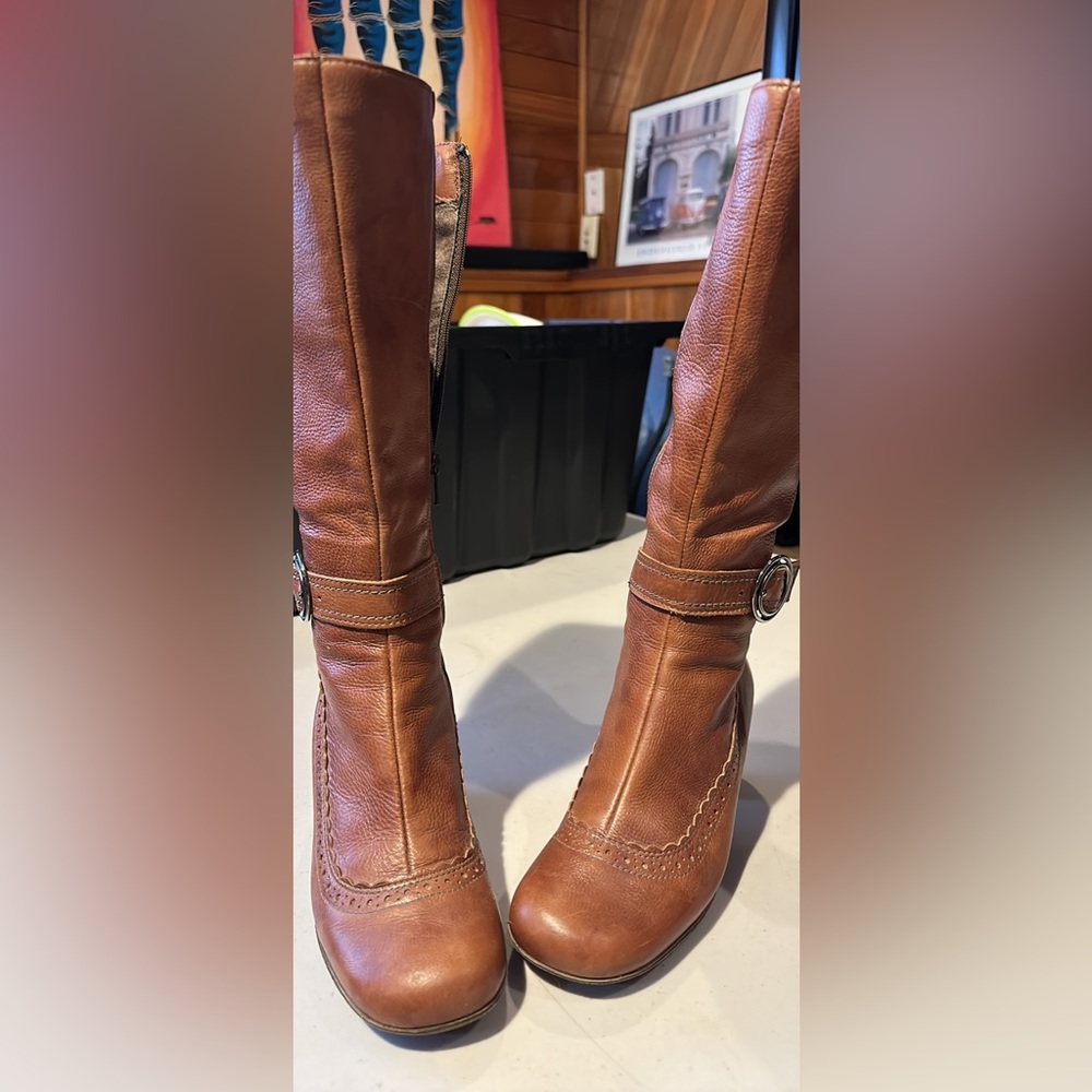 LaCanadienne boots